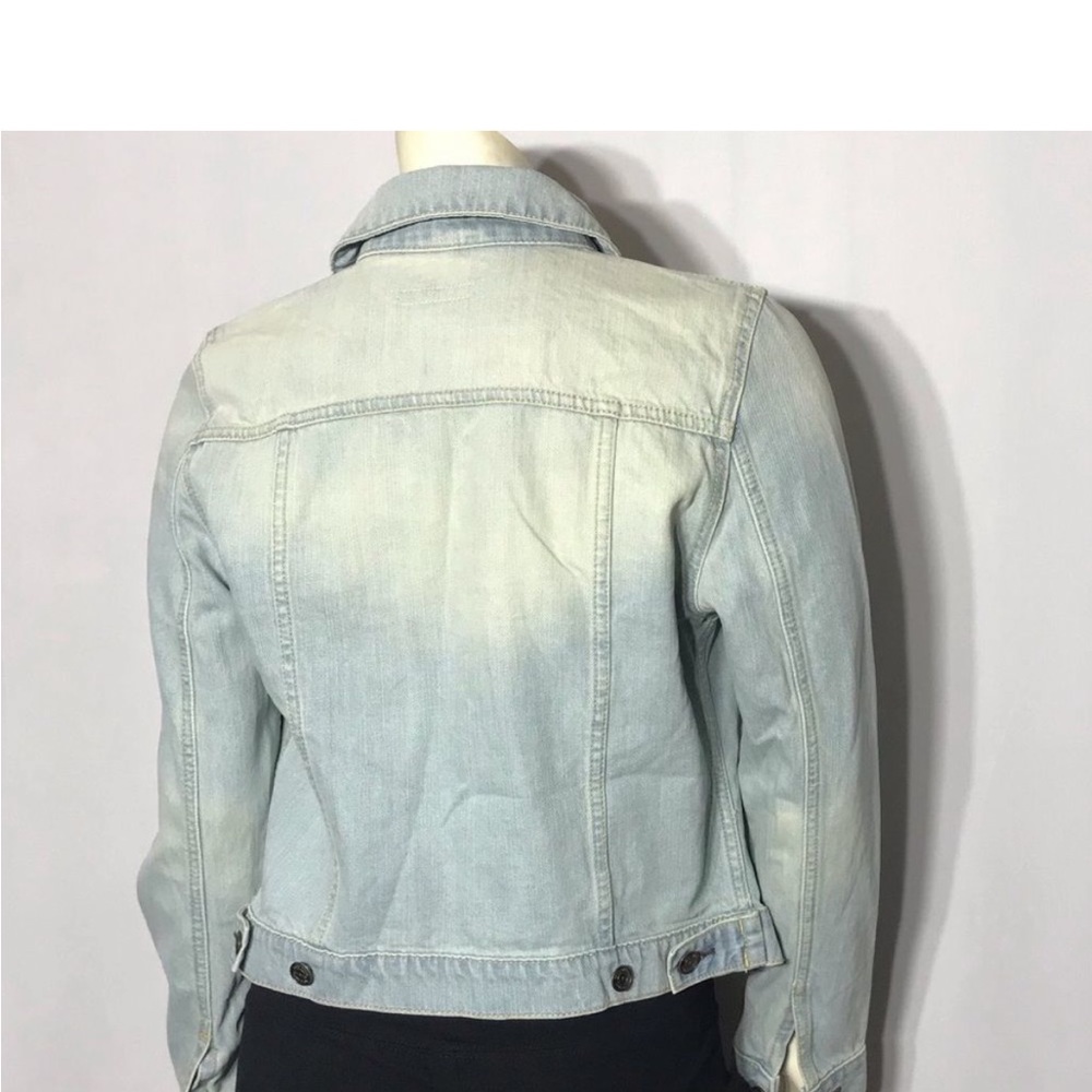 Boston Proper Two-Tone Light Wash Denim Jacket - Picture 6 of 10